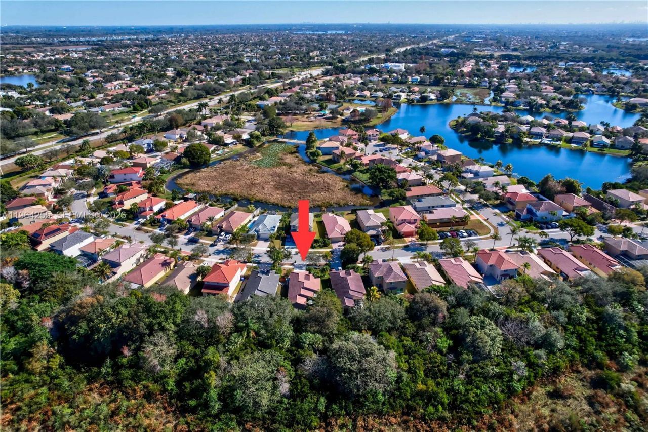 160 SW 206th Ave, Pembroke Pines, FL 33029 Photo