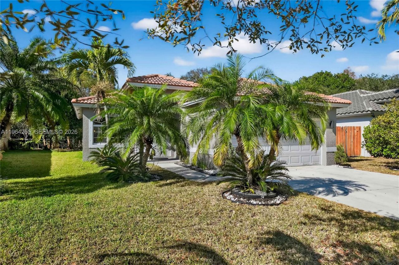 160 SW 206th Ave, Pembroke Pines, FL 33029 Photo