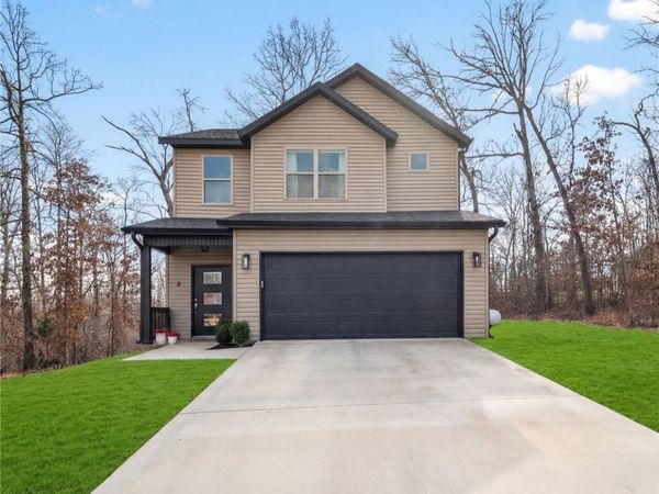 8 Rath Drive, Bella Vista, AR 72715