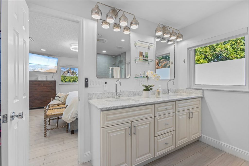 8 Seahorse Lane, Vero Beach, FL 32960 Photo