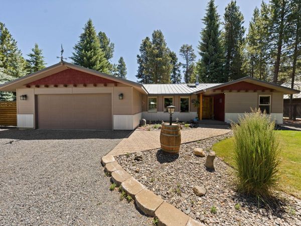 56532 Eclipse Drive, Bend, OR 97707