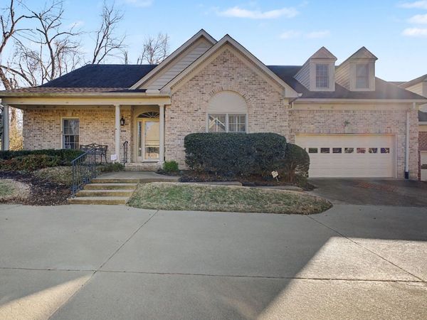 2814B White Oak Dr, Nashville, TN 37215