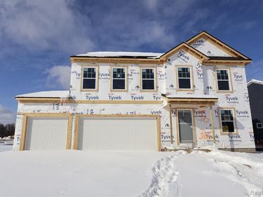 360 Hidden River W, Holly Twp, MI 48442