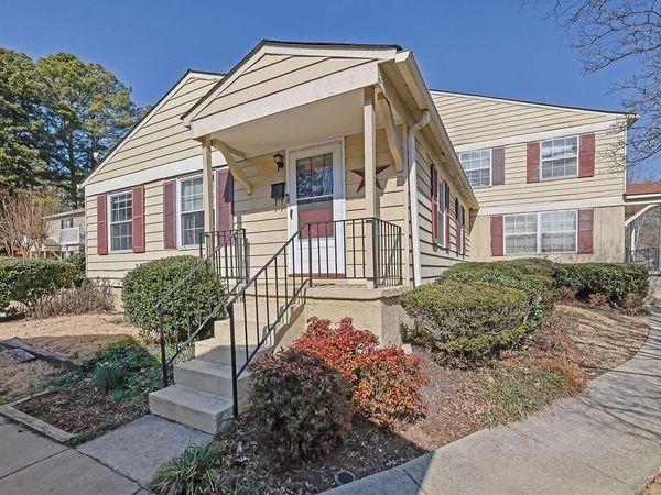 1358 Old Coach Road SW, Marietta, GA 30008