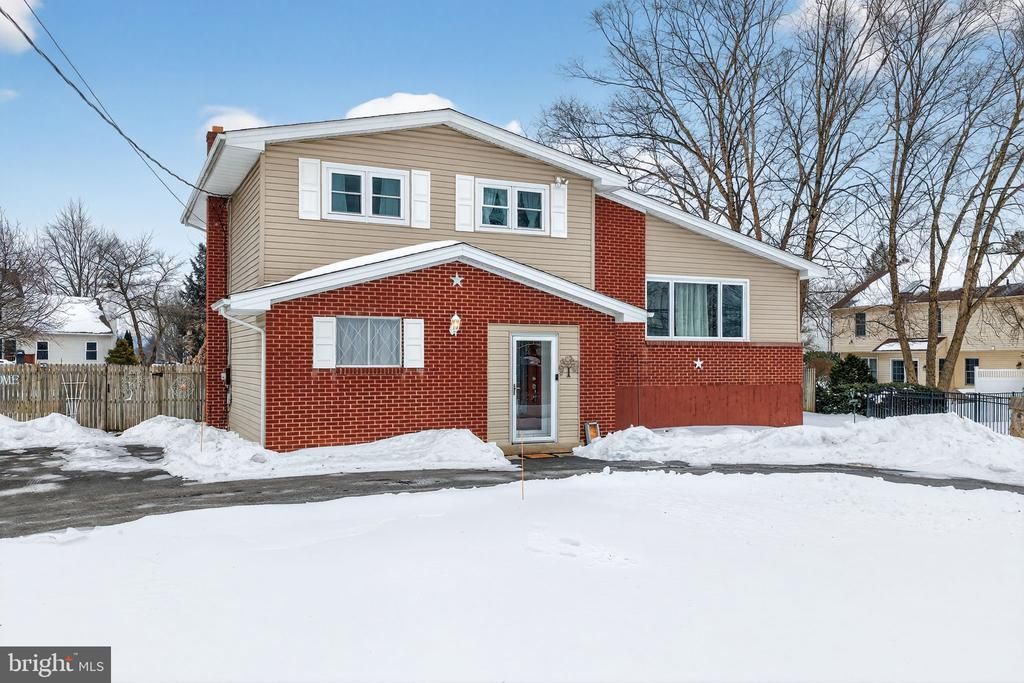 4000 Carter Road, Bethlehem, PA 18020 Main Photo