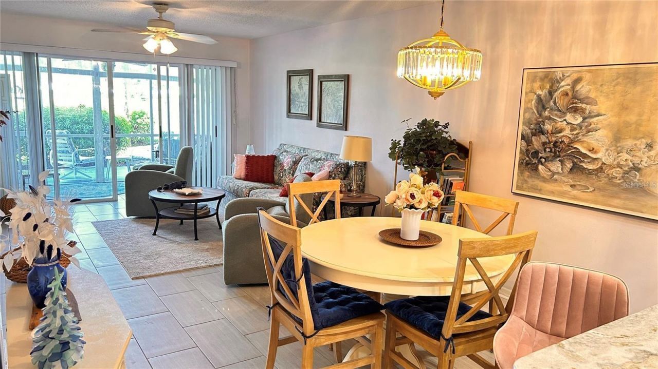 433 Cerromar Lane, Unit 331, Venice, FL 34293 Photo