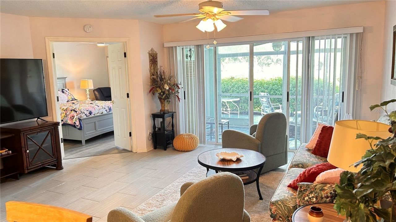 433 Cerromar Lane, Unit 331, Venice, FL 34293 Photo