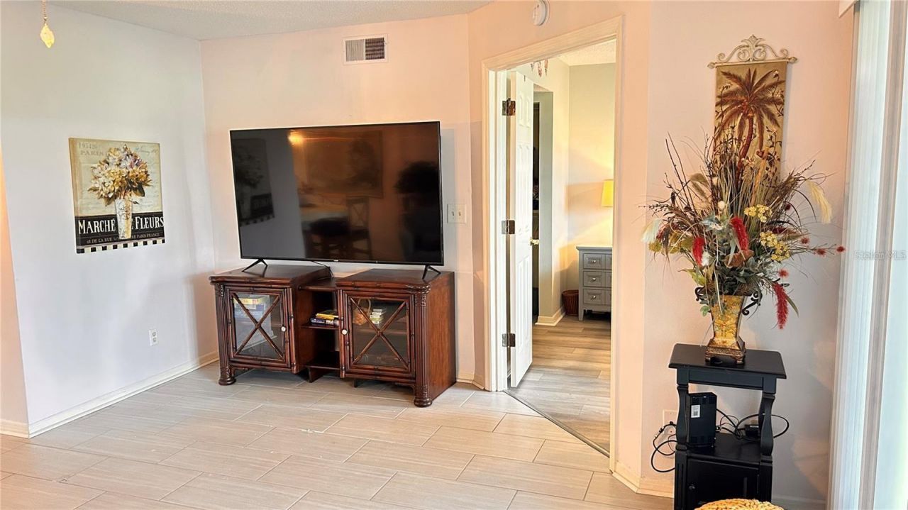433 Cerromar Lane, Unit 331, Venice, FL 34293 Photo