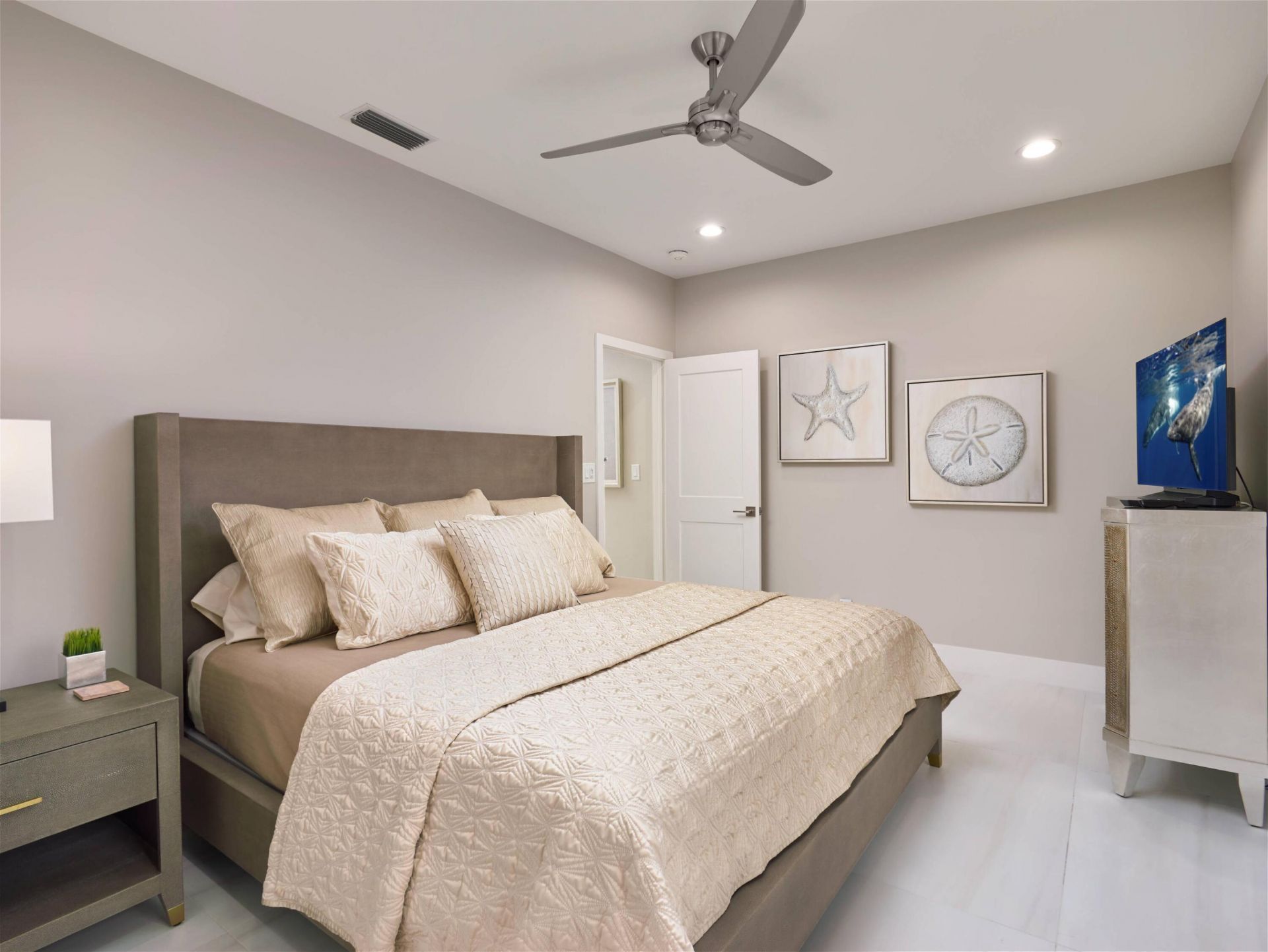 403 Ryder Cup Circle, Unit 403, Palm Beach Gardens, FL 33418 Photo