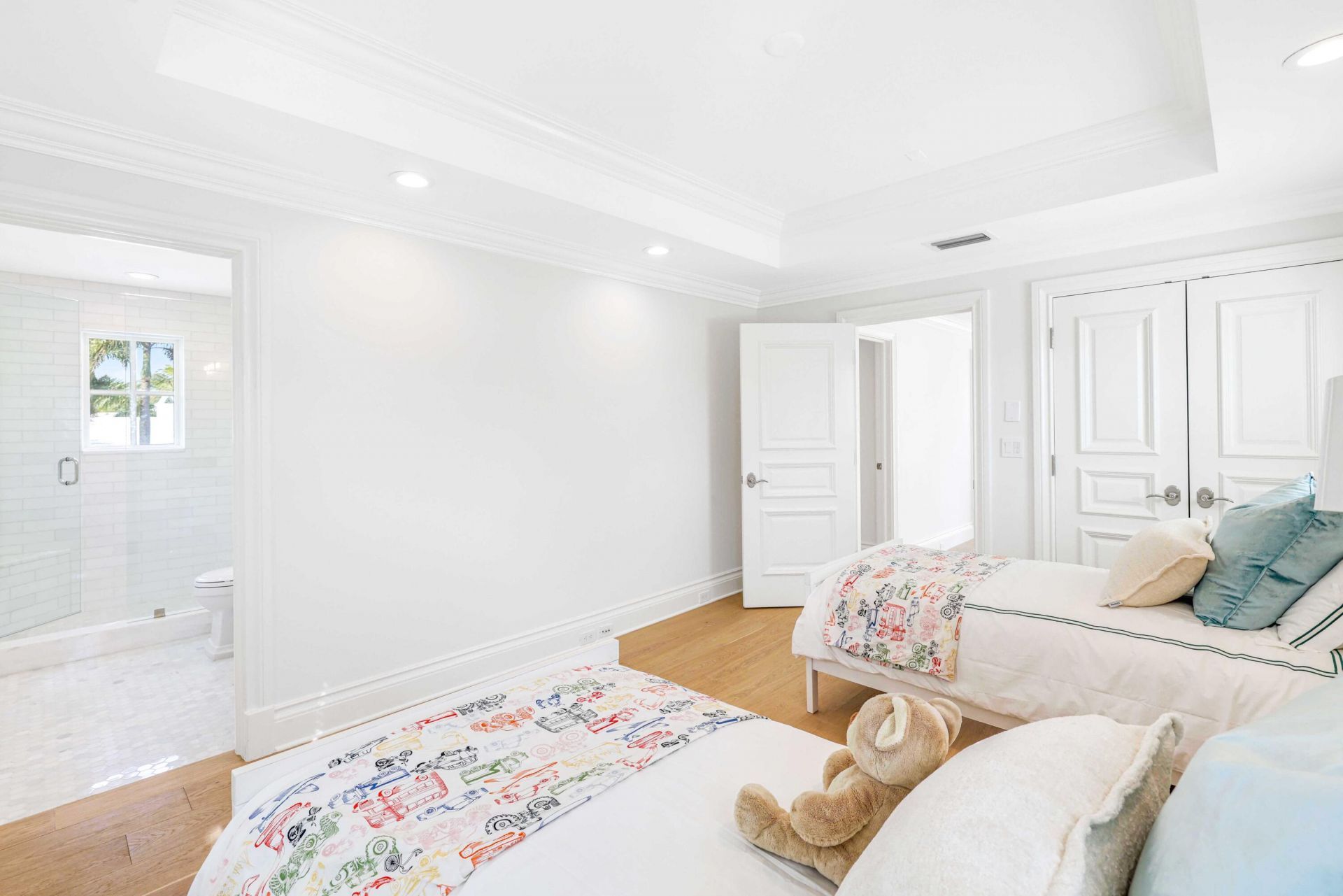 220 Esplanade Way, Palm Beach, FL 33480 Photo