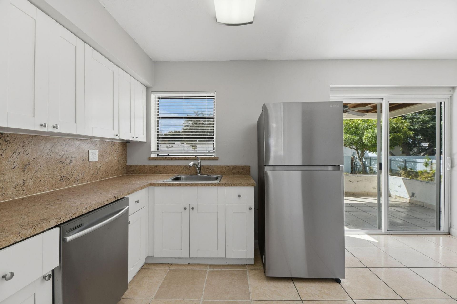 18000 NW 6th Court, Miami, FL 33169 Photo