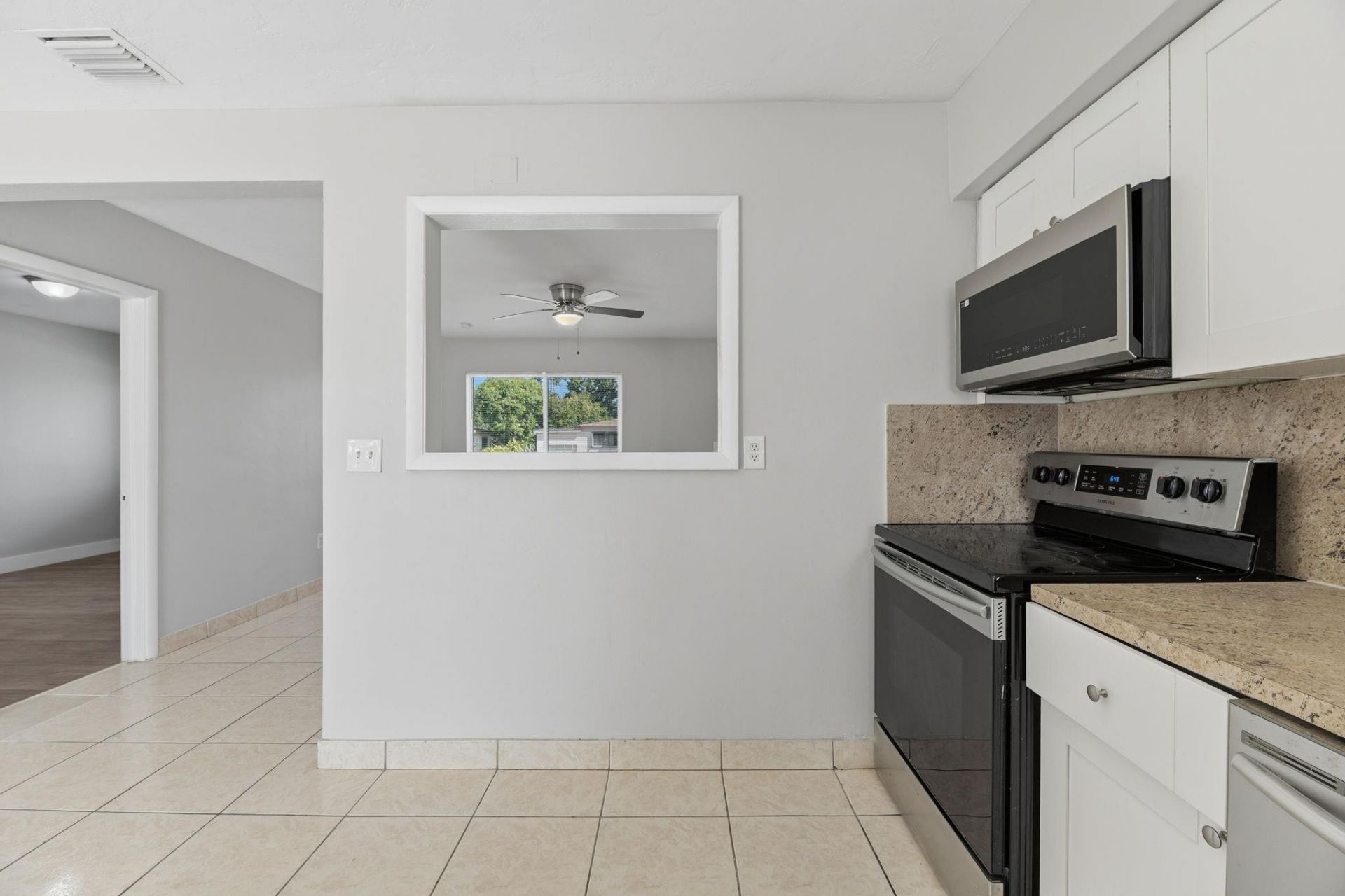 18000 NW 6th Court, Miami, FL 33169 Photo