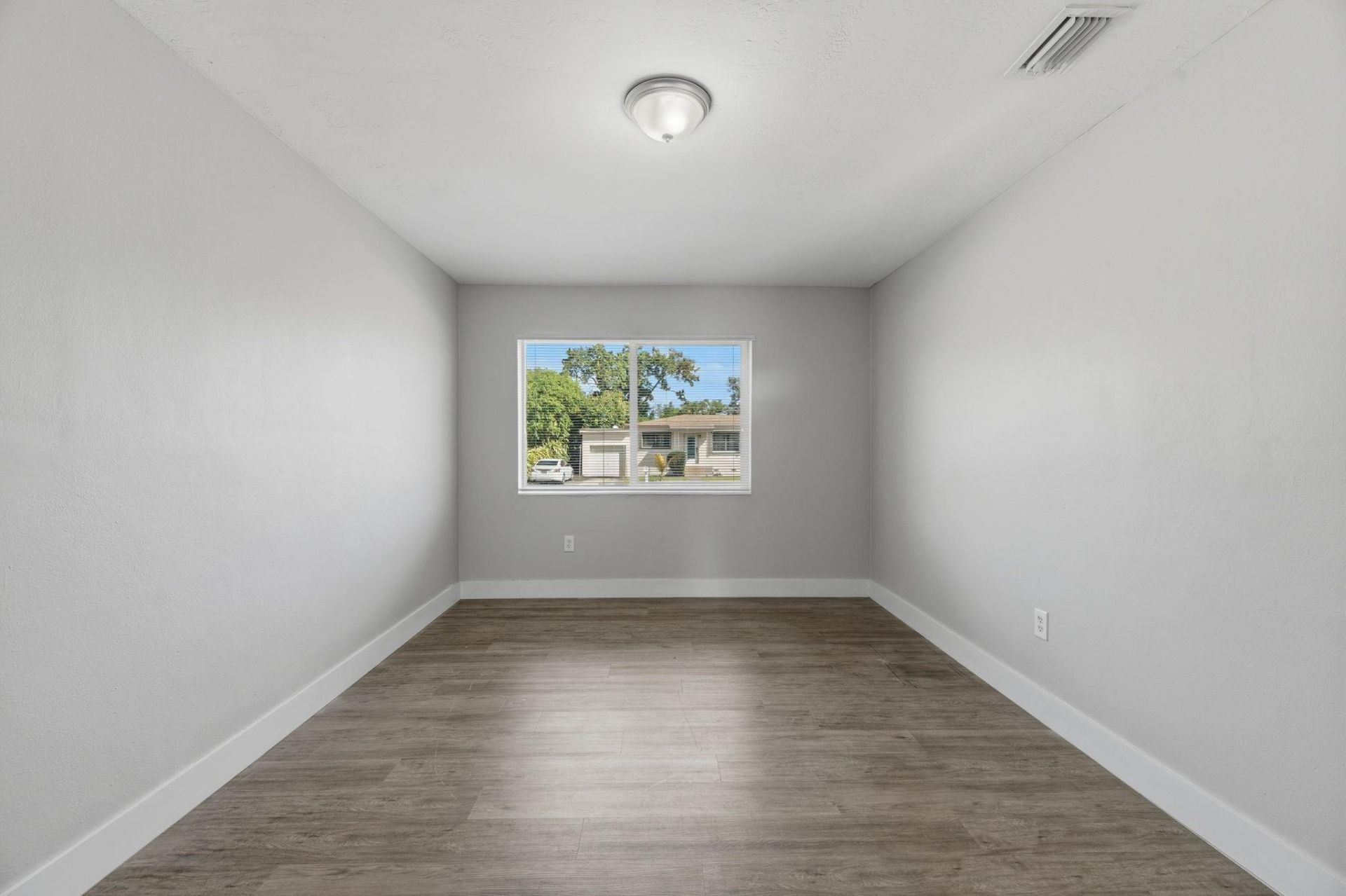 18000 NW 6th Court, Miami, FL 33169 Photo