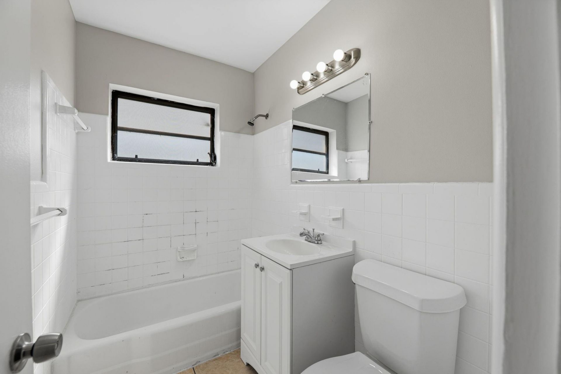 18000 NW 6th Court, Miami, FL 33169 Photo