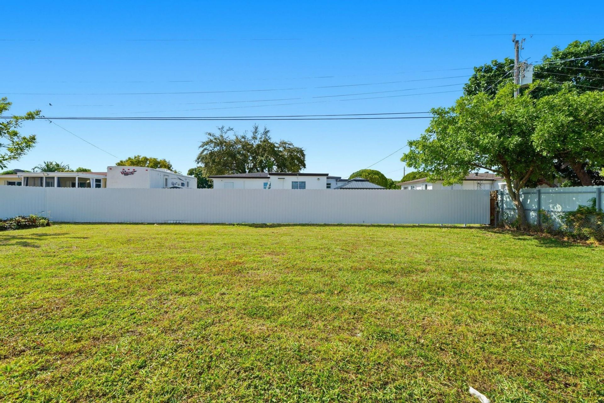 18000 NW 6th Court, Miami, FL 33169 Photo