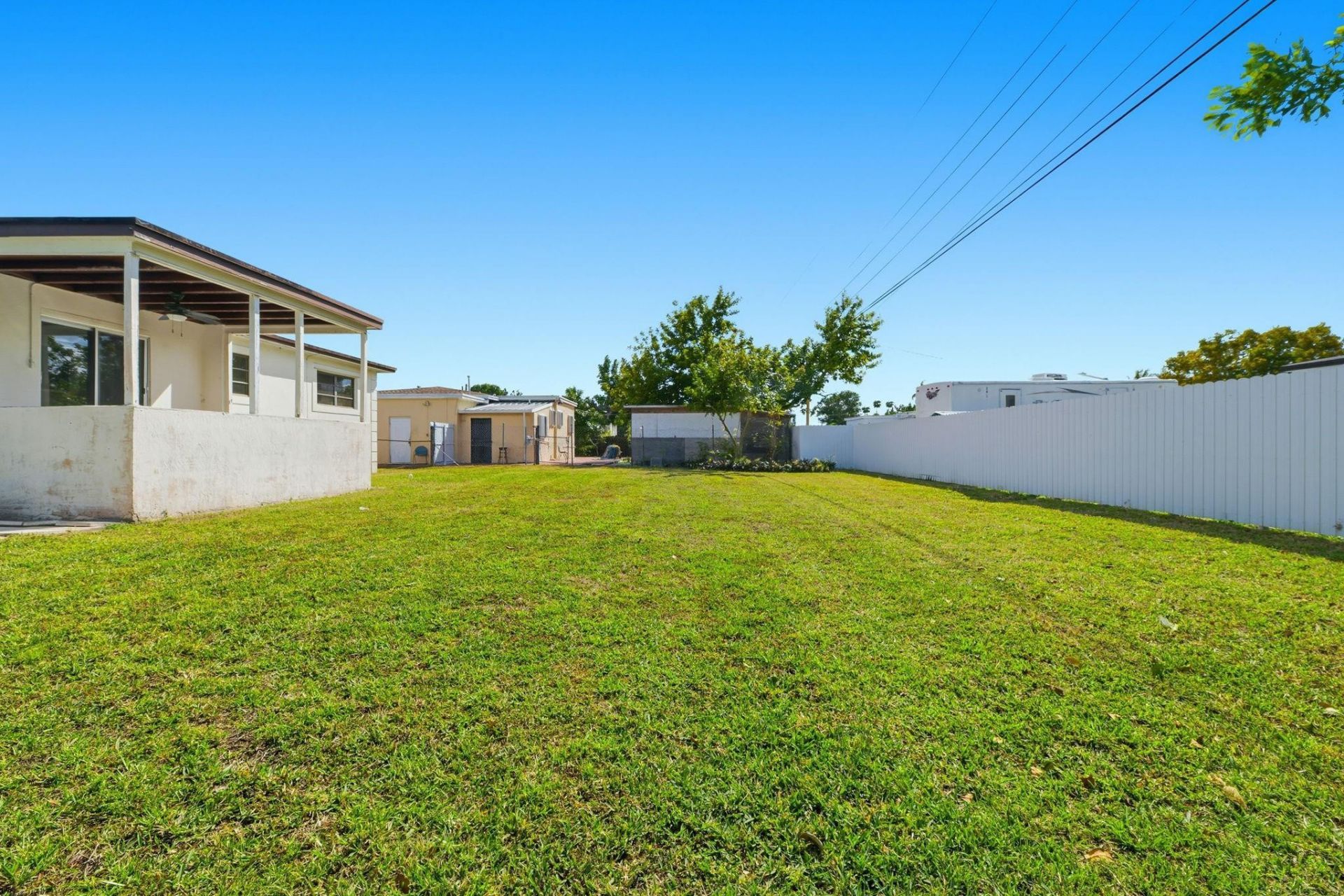 18000 NW 6th Court, Miami, FL 33169 Photo