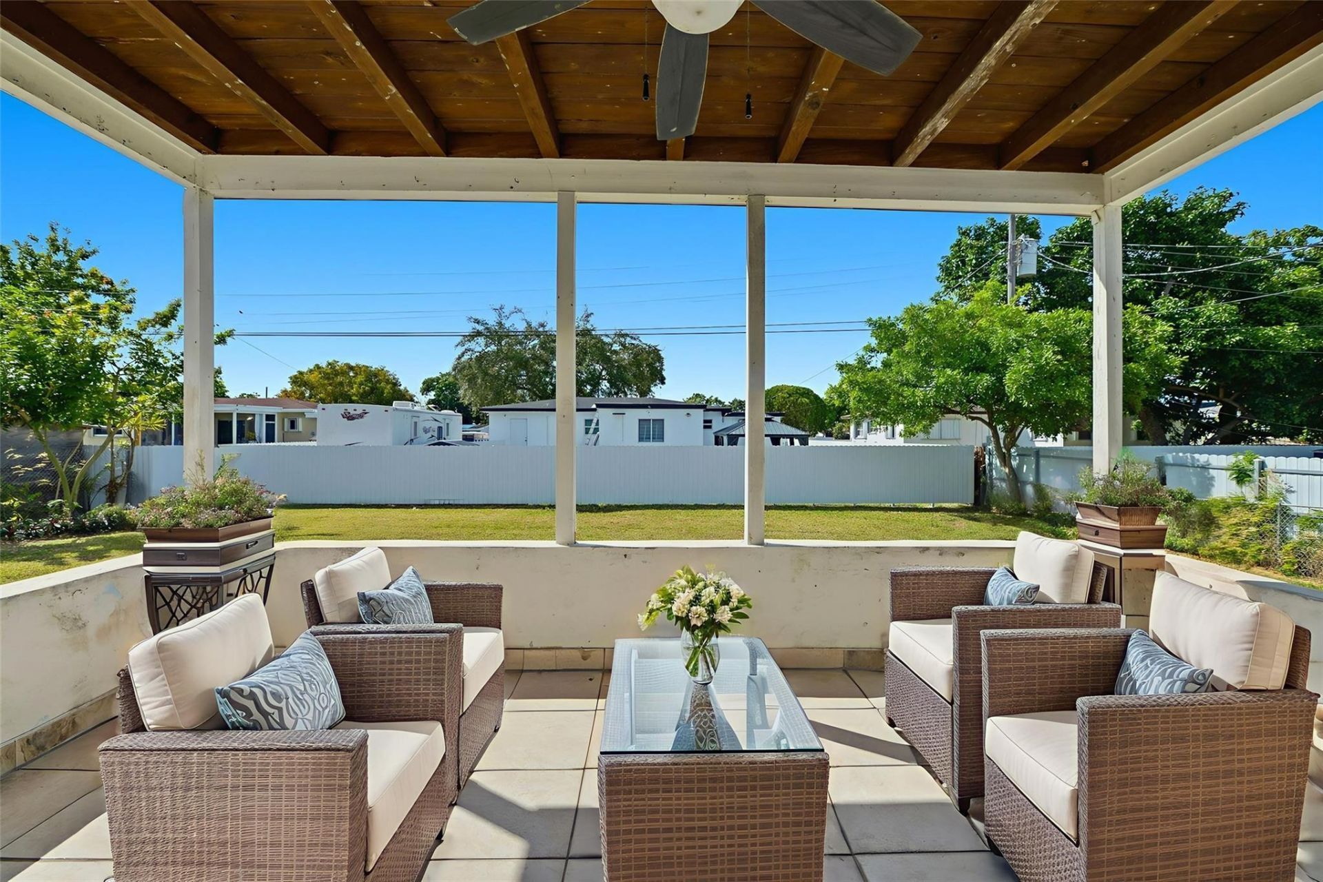 18000 NW 6th Court, Miami, FL 33169 Photo