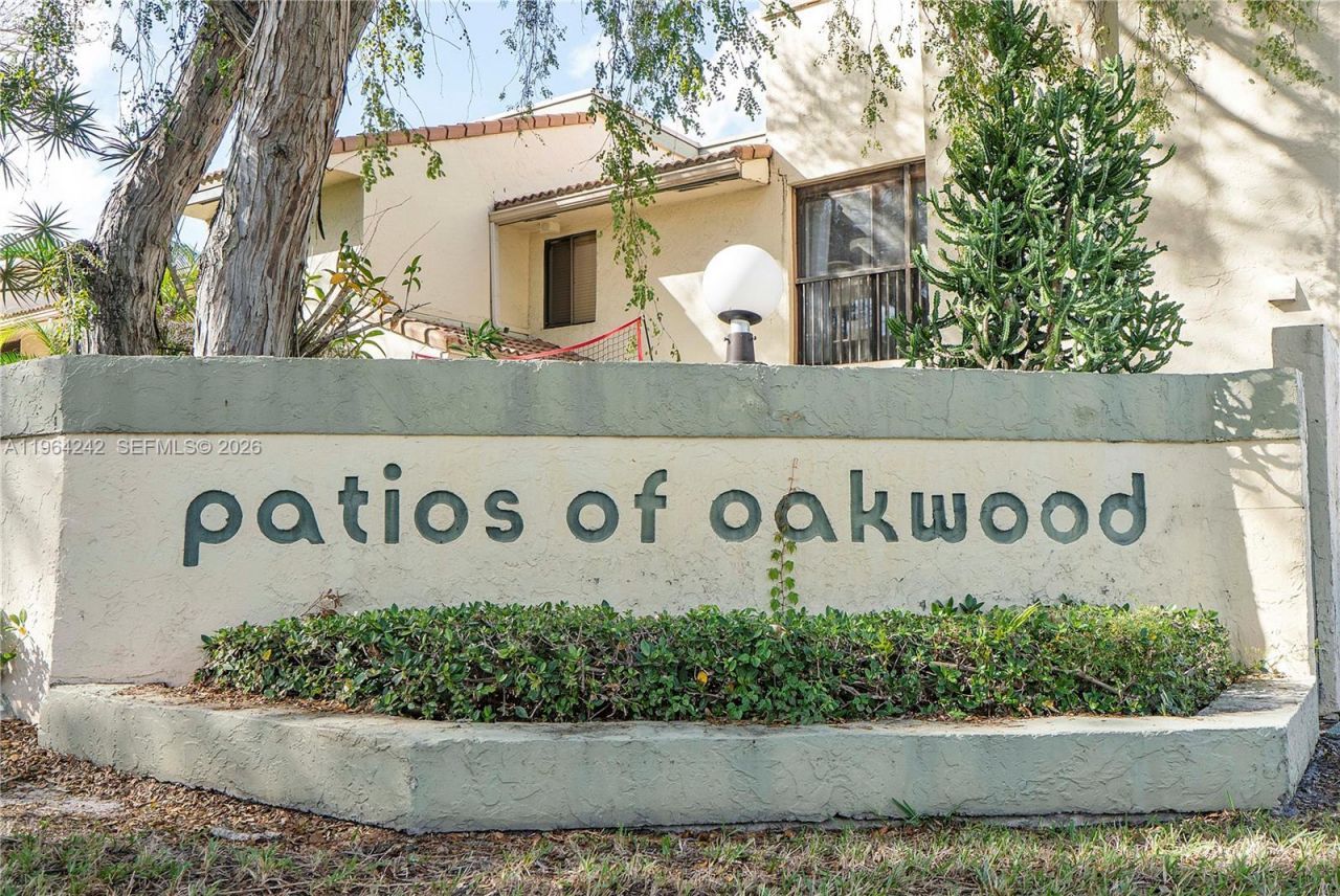 9518 SW 1st Ct, Unit 21-S, Coral Springs, FL 33071 Photo