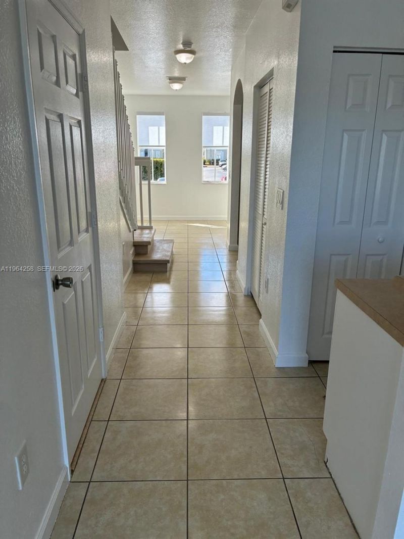 205 SE 29th Ter, Unit 2, Homestead, FL 33033 Photo