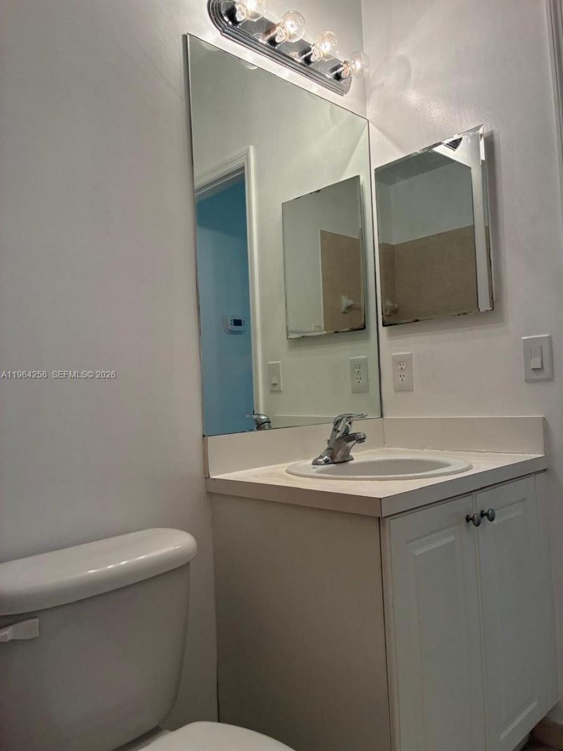 205 SE 29th Ter, Unit 2, Homestead, FL 33033 Photo