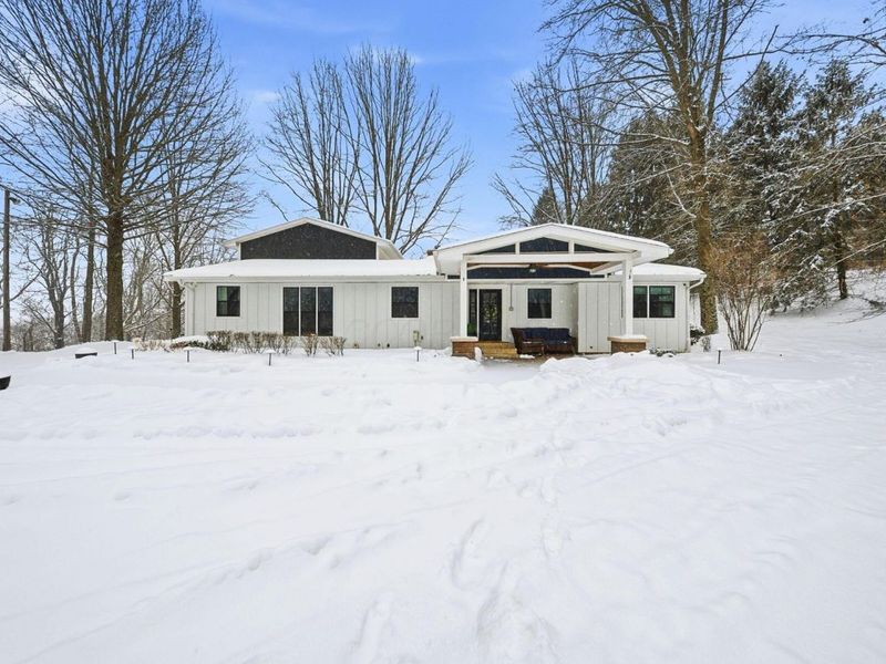 5715 Coonpath Road NW, Carroll, OH 43112 Photo 1