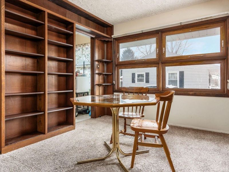 1284 Thurston Drive, Columbus, OH 43227 Photo 10