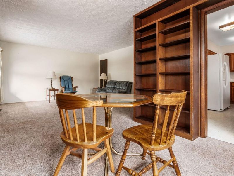 1284 Thurston Drive, Columbus, OH 43227 Photo 11