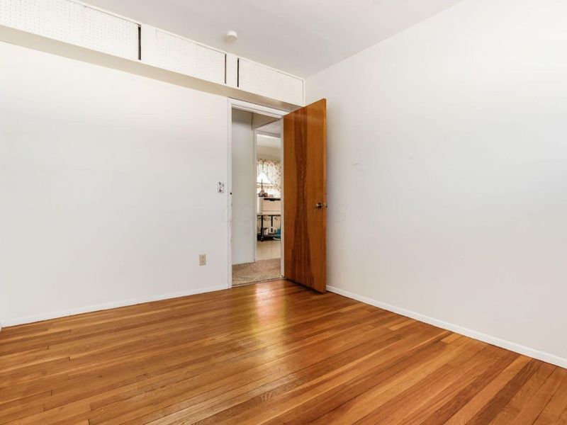 1284 Thurston Drive, Columbus, OH 43227 Photo 22