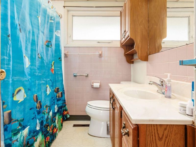 1284 Thurston Drive, Columbus, OH 43227 Photo 23