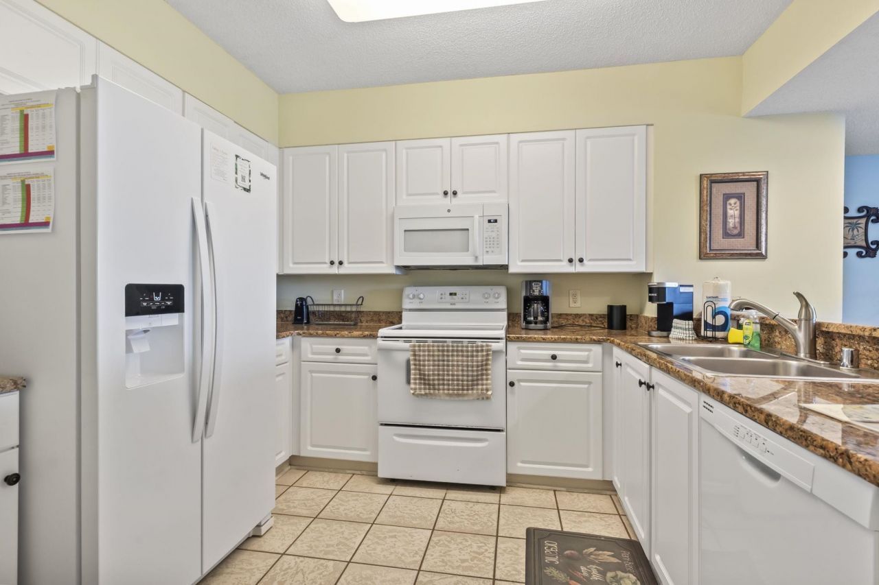 4801 Harbor Pointe Dr. Photo 14