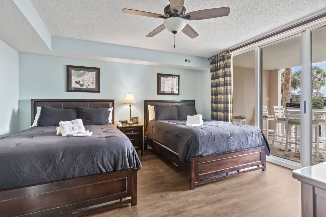 4801 Harbor Pointe Dr. Photo 9