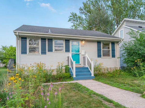 3851 Snelling Avenue, Minneapolis, MN 55406