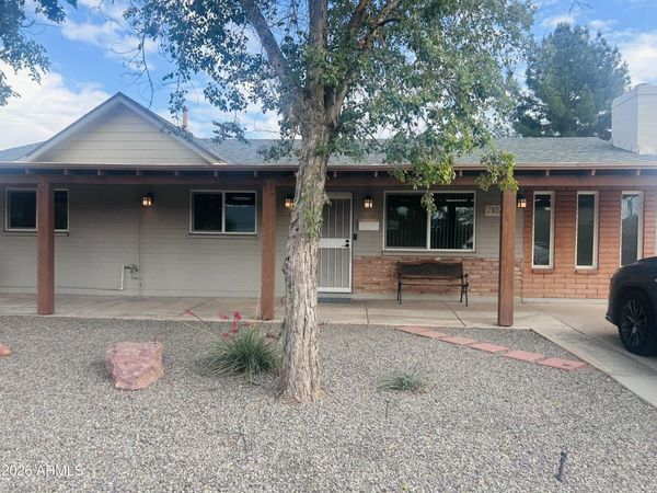1621 S MARILYN ANN Drive, Tempe, AZ 85281