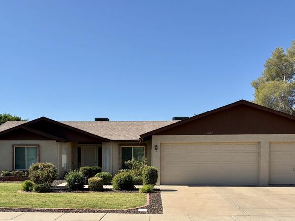 3227 W KRISTAL Way, Phoenix, AZ 85027