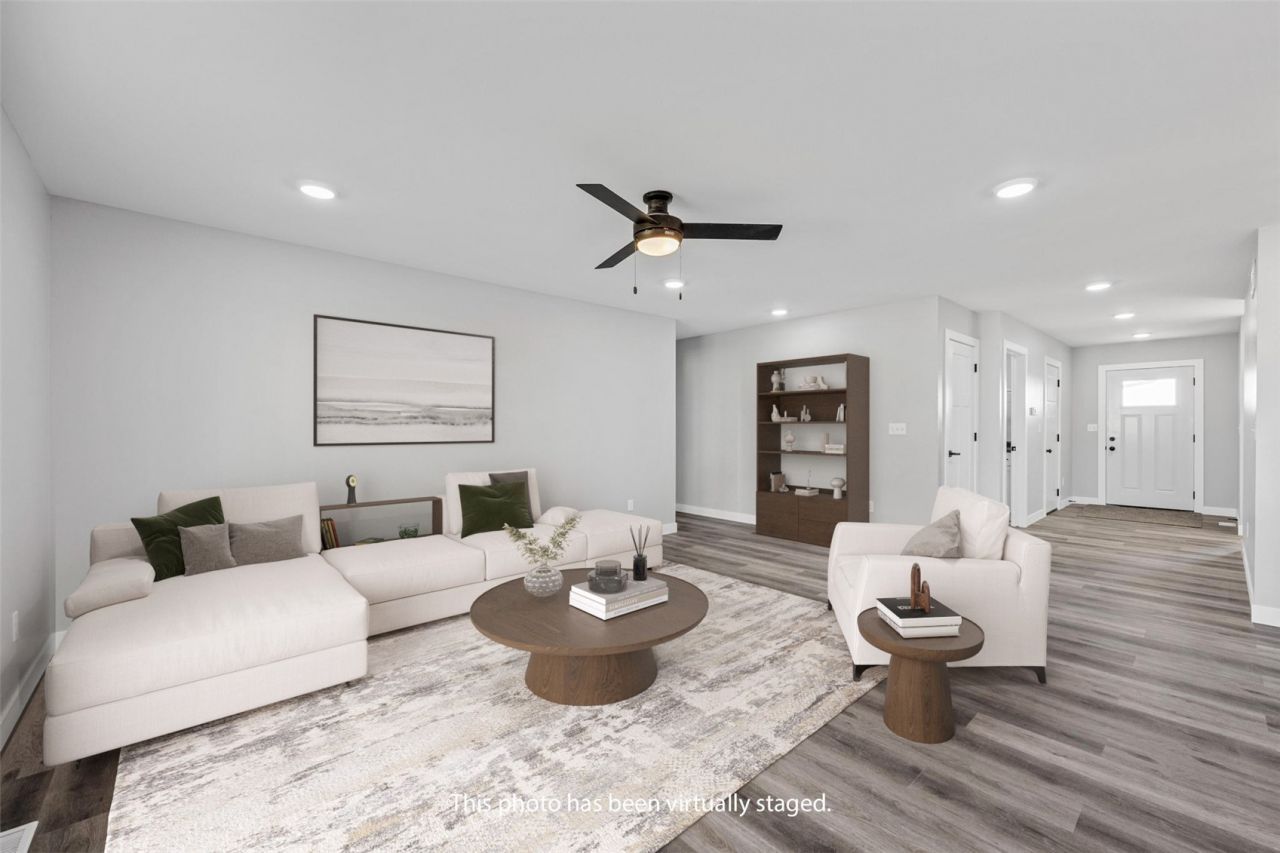 108 W Washington Street, Norway, IA 52318 Main Photo