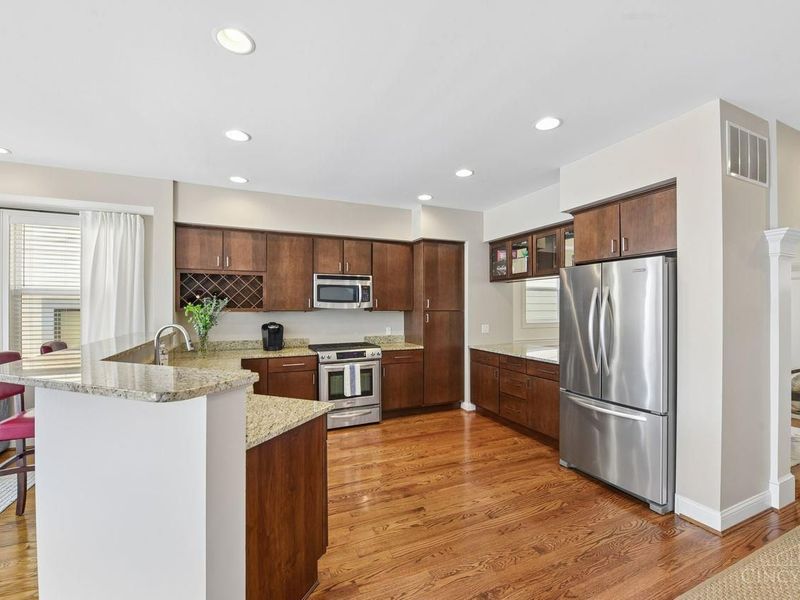 448 Strafer Street, Cincinnati, OH 45226 Photo 17