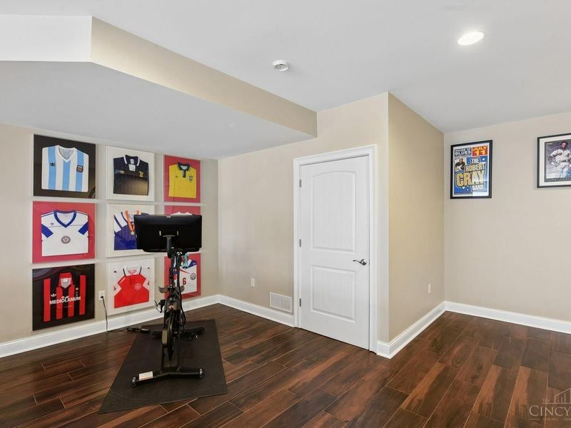 448 Strafer Street, Cincinnati, OH 45226 Photo 25