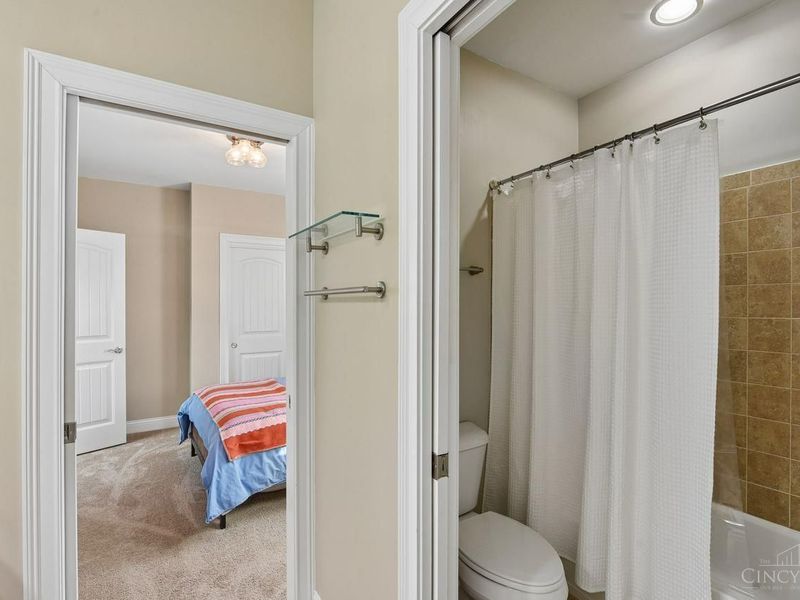 448 Strafer Street, Cincinnati, OH 45226 Photo 33