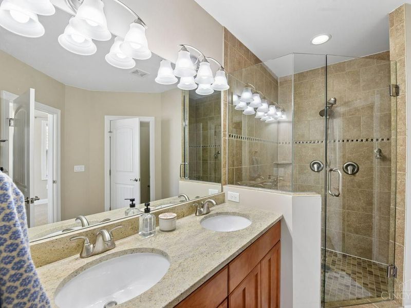 448 Strafer Street, Cincinnati, OH 45226 Photo 41