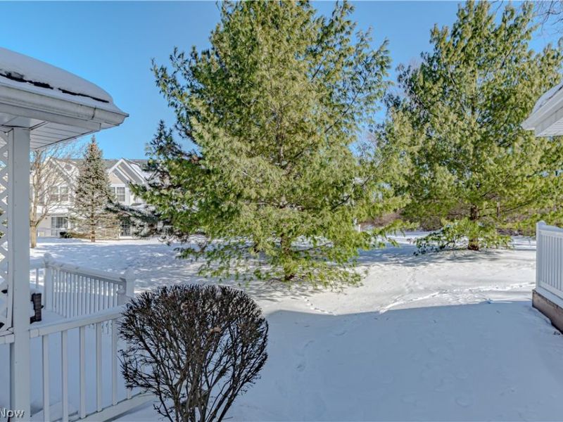 6759 Quarrystone Lane, Middleburg Heights, OH 44130 Photo 4