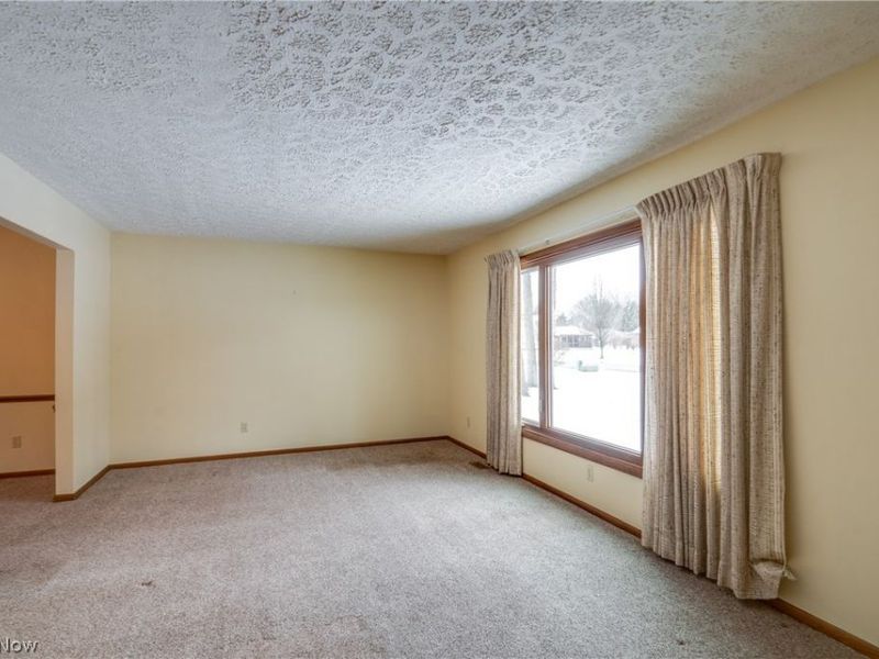 6180 Drexel Street NW, Massillon, OH 44646 Photo 9