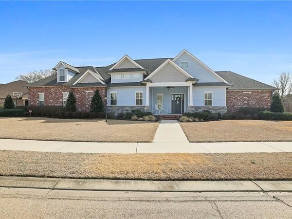 826 DECATUR Street, Ponchatoula, LA 70454