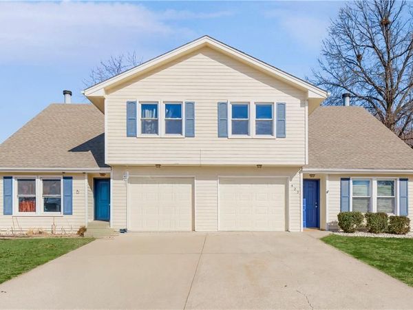 402 E 14th Street, Kearney, MO 64060