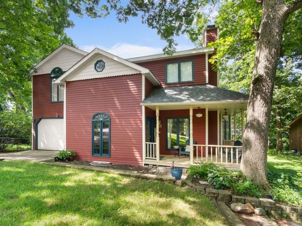 216 HICKORY Road, Oakwood Hills, IL 60013