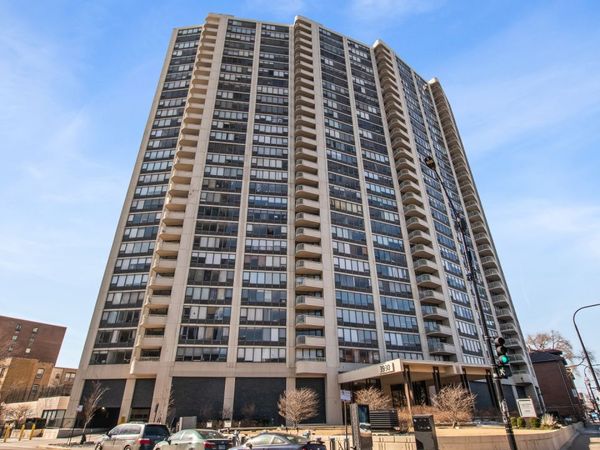 Unit 1106, Chicago, IL 60613