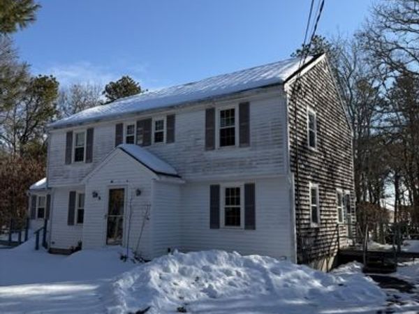 6 Spinnaker Ln, Unit A, Bourne, MA 02559