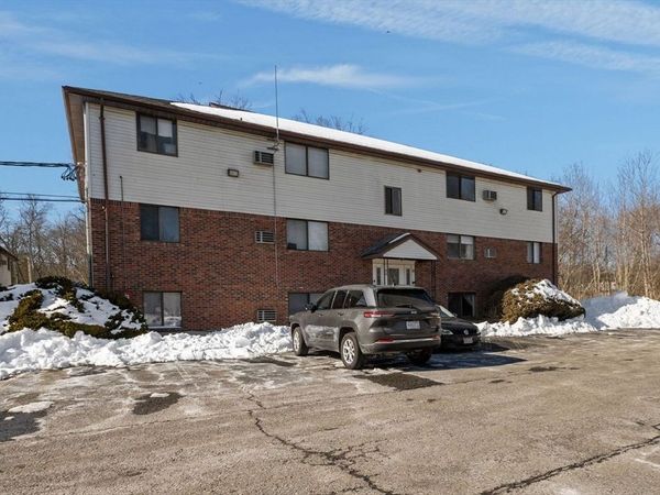 47 Juniper, Unit C4, North Attleboro, MA 02760