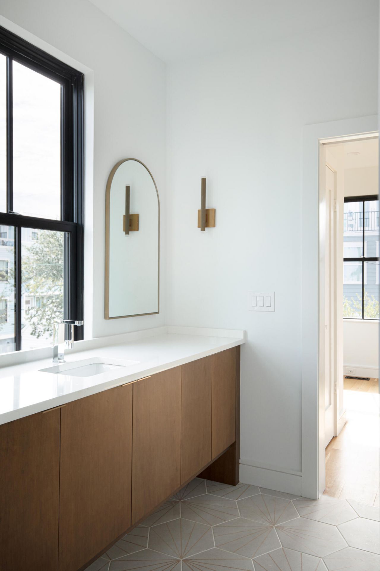 76 Cooper Street Photo 21