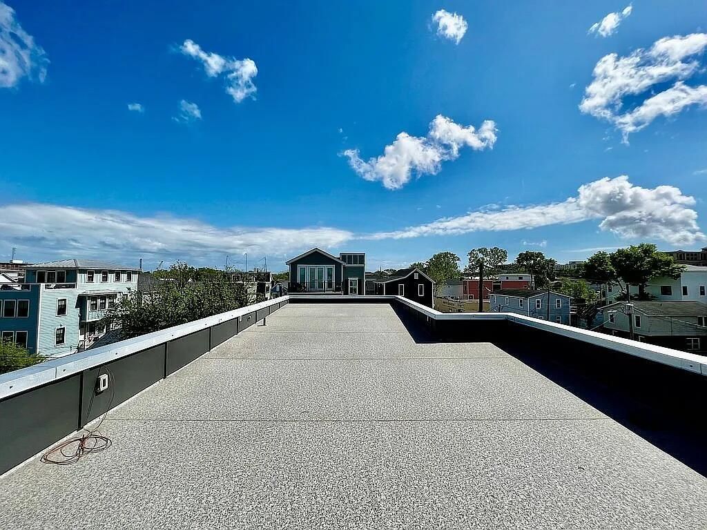 76 Cooper Street Photo 31