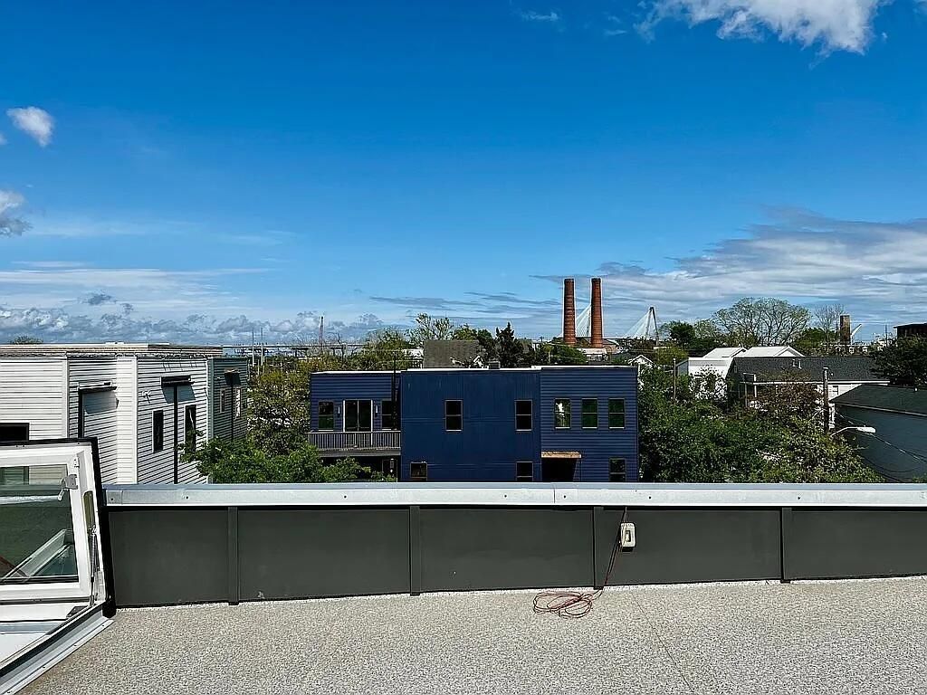 76 Cooper Street Photo 33